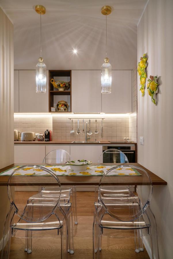 Charming Stay In Roma - Luxury Holiday Apartment Exterior foto