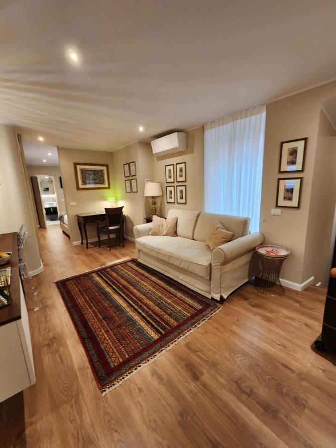 Charming Stay In Roma - Luxury Holiday Apartment Exterior foto