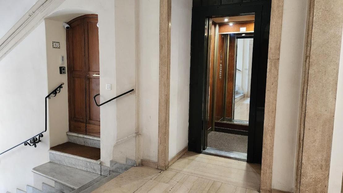 Charming Stay In Roma - Luxury Holiday Apartment Exterior foto